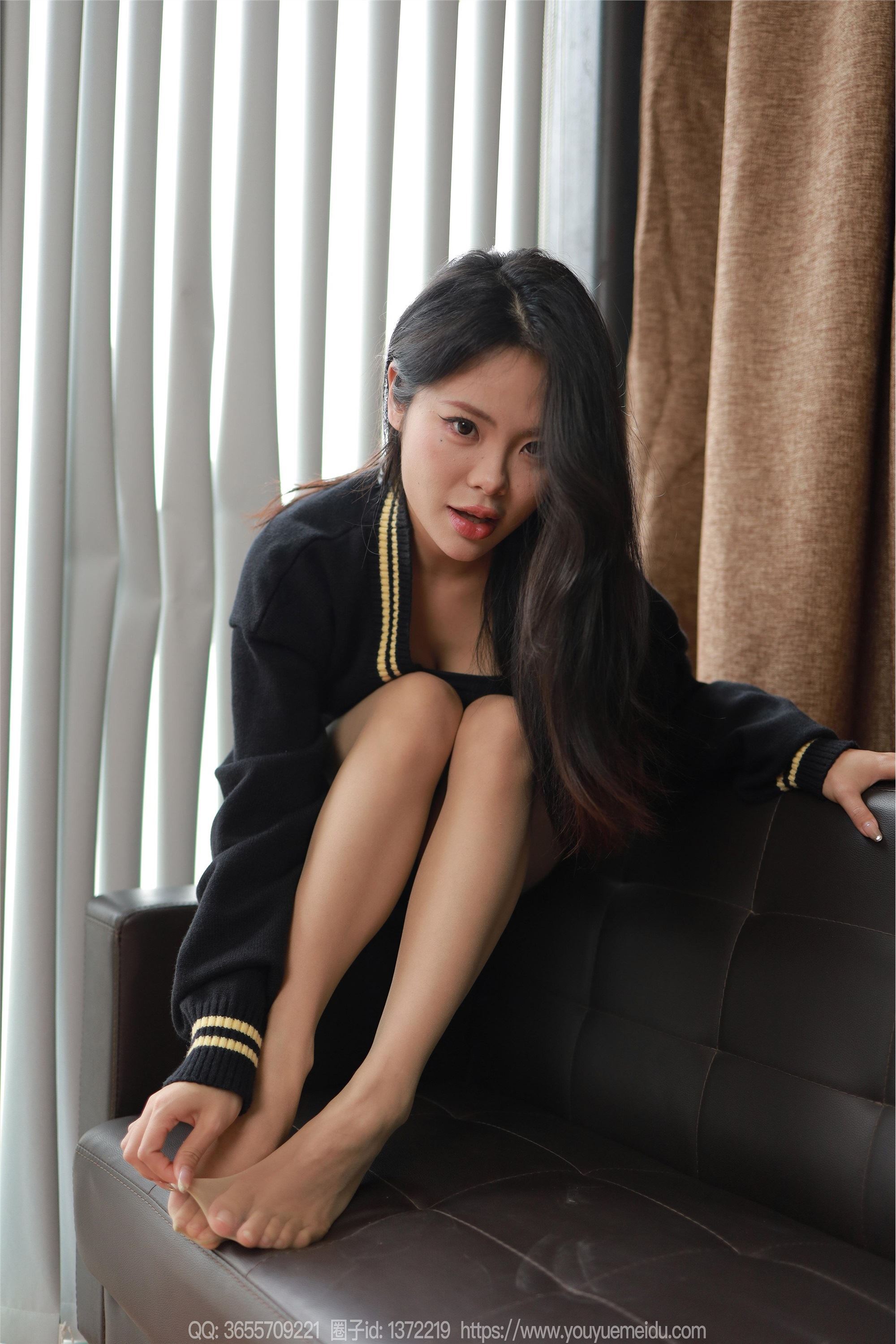 IESS异思趣向  2025.01.06 丝享家 1943 兔兔《白色靴子（下）》